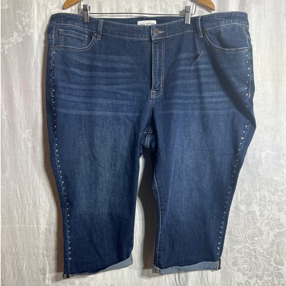 Lane Bryant Jeans 26 Capri Mid Rise Pedal NEW Signature Magic Waist Rhinestone - Picture 1 of 15